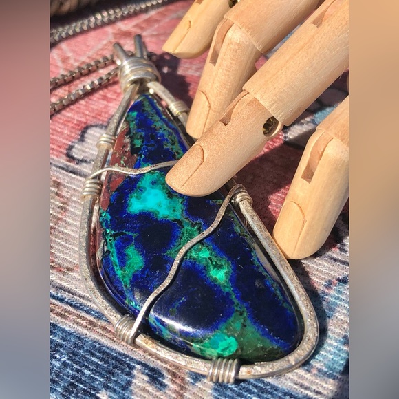 Handcrafted Silver Inlaid Chrysocolla Mineral Necklace - Picture 8 of 14